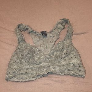 Light gray American eagle bralette